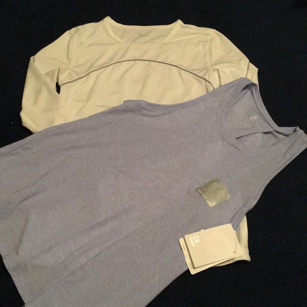 BUNDLE ✨PRICE DROP✨GapFit workout tops,